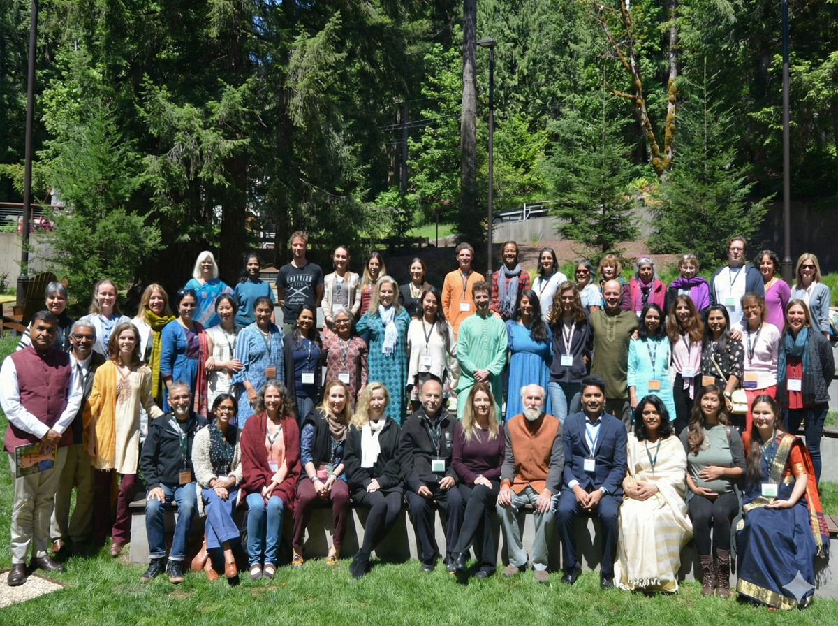 Be Part of a Strong Alumni Network